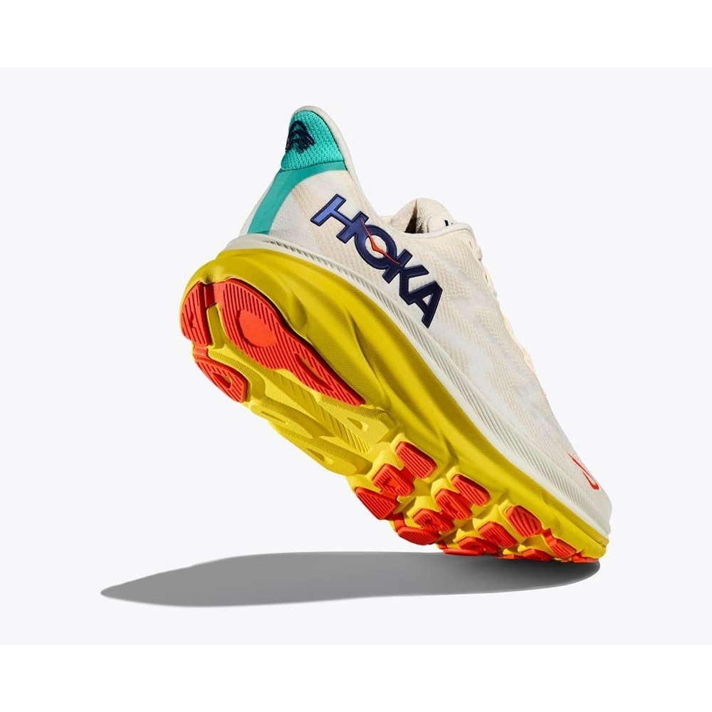 Кроссовки мужские HOKA M CLIFTON 9 Eggnog Passion / Fruit