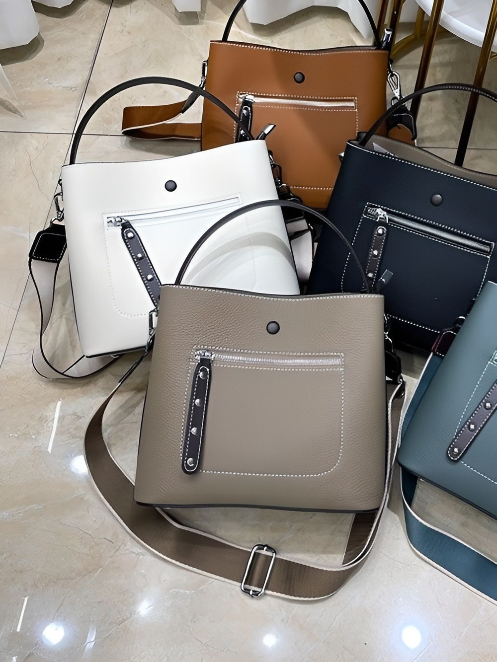 женская сумка на плечо из натуральной кожи