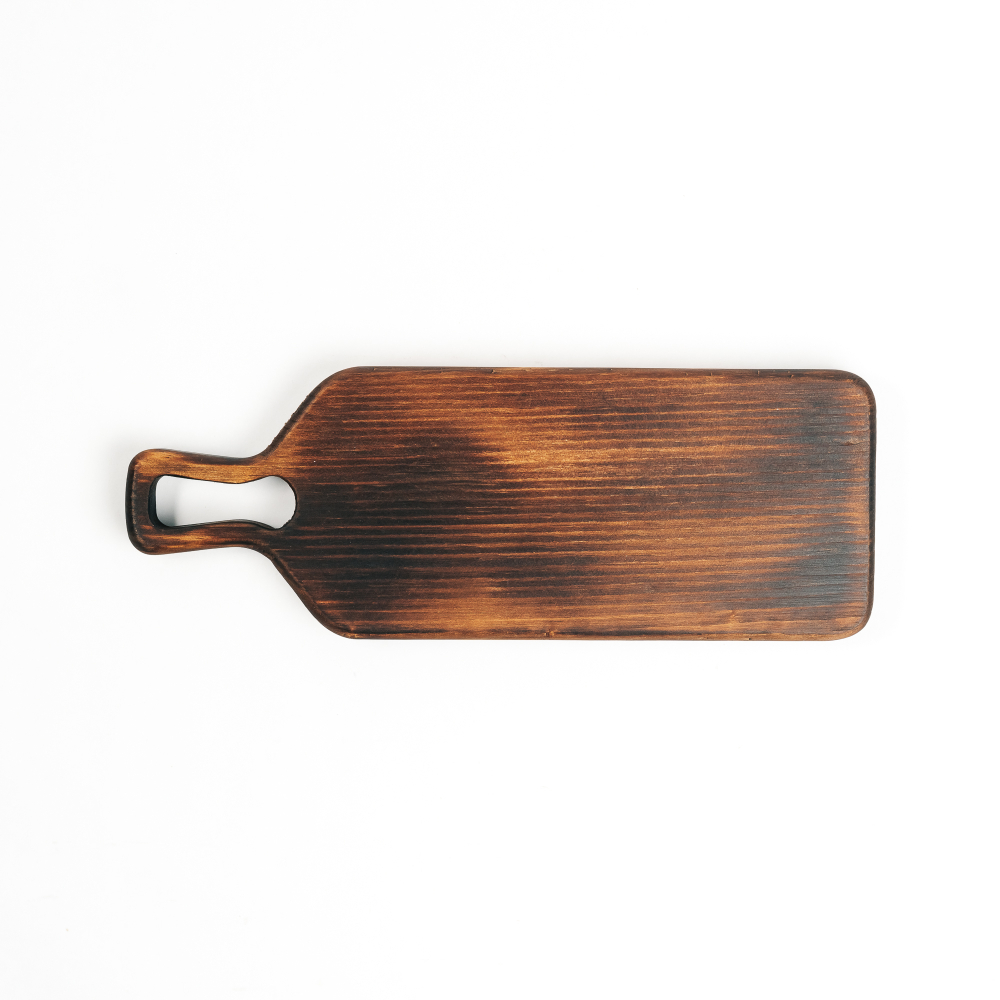 Доска для подачи блюд и закусок из древесины сибирского кедра "бутылка". RD97