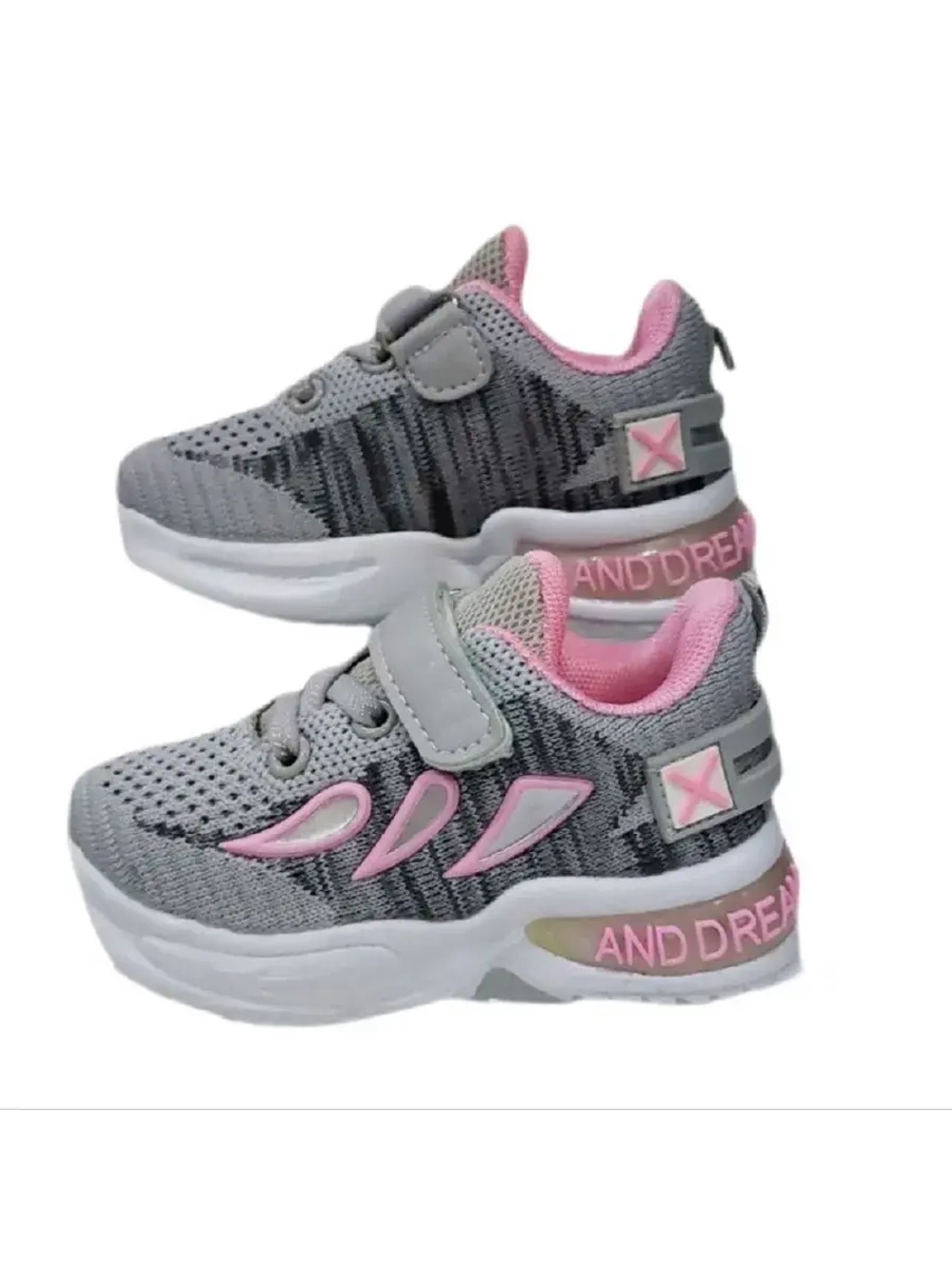 Детские летние кроссовки модные стильные.