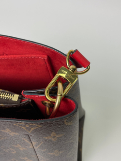 Сумка Louis Vuitton