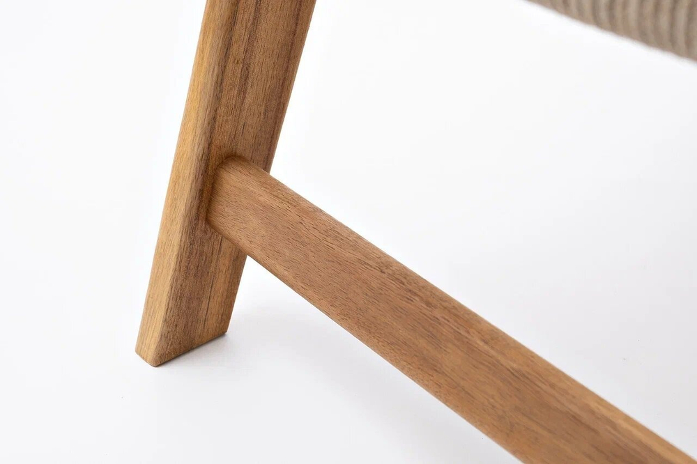 Кресло-лаунж из акации CALISTO