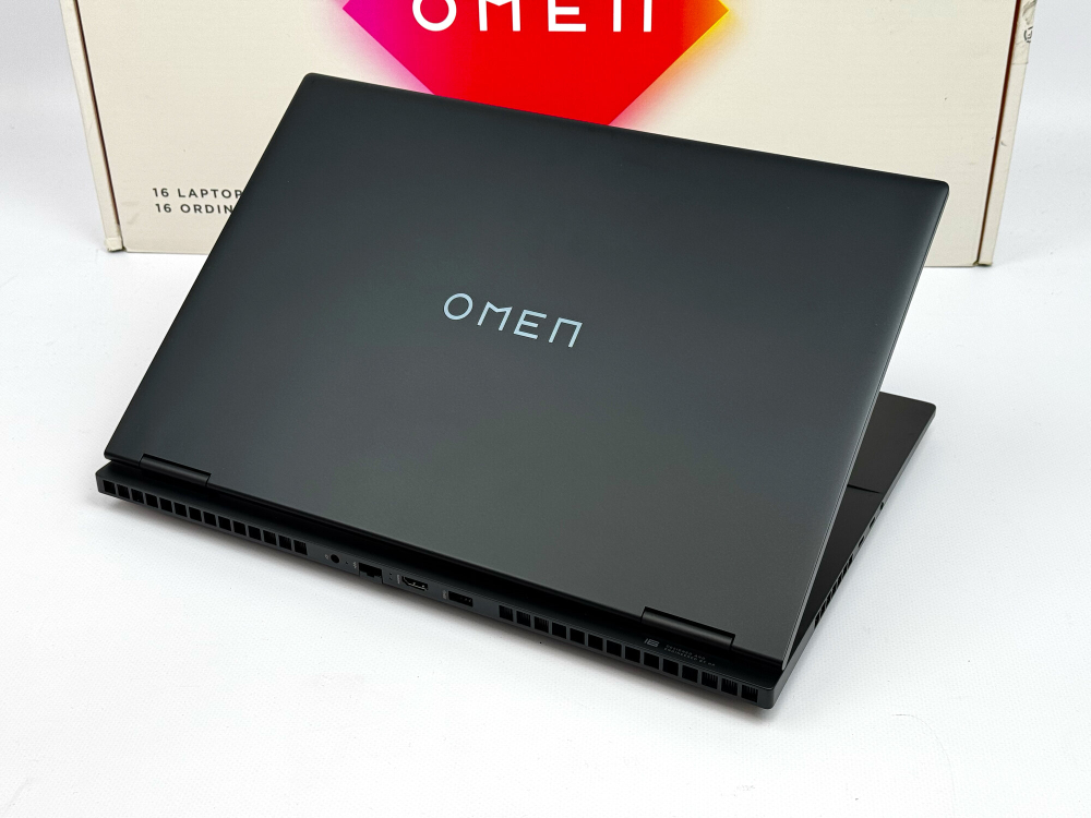 Игровой ноутбук HP Omen i7-14650HX / RTX 4070 / 16GB DDR5 / 1TB / 2.5K / 240Hz / Win11 / Русско-Английская клавиатура