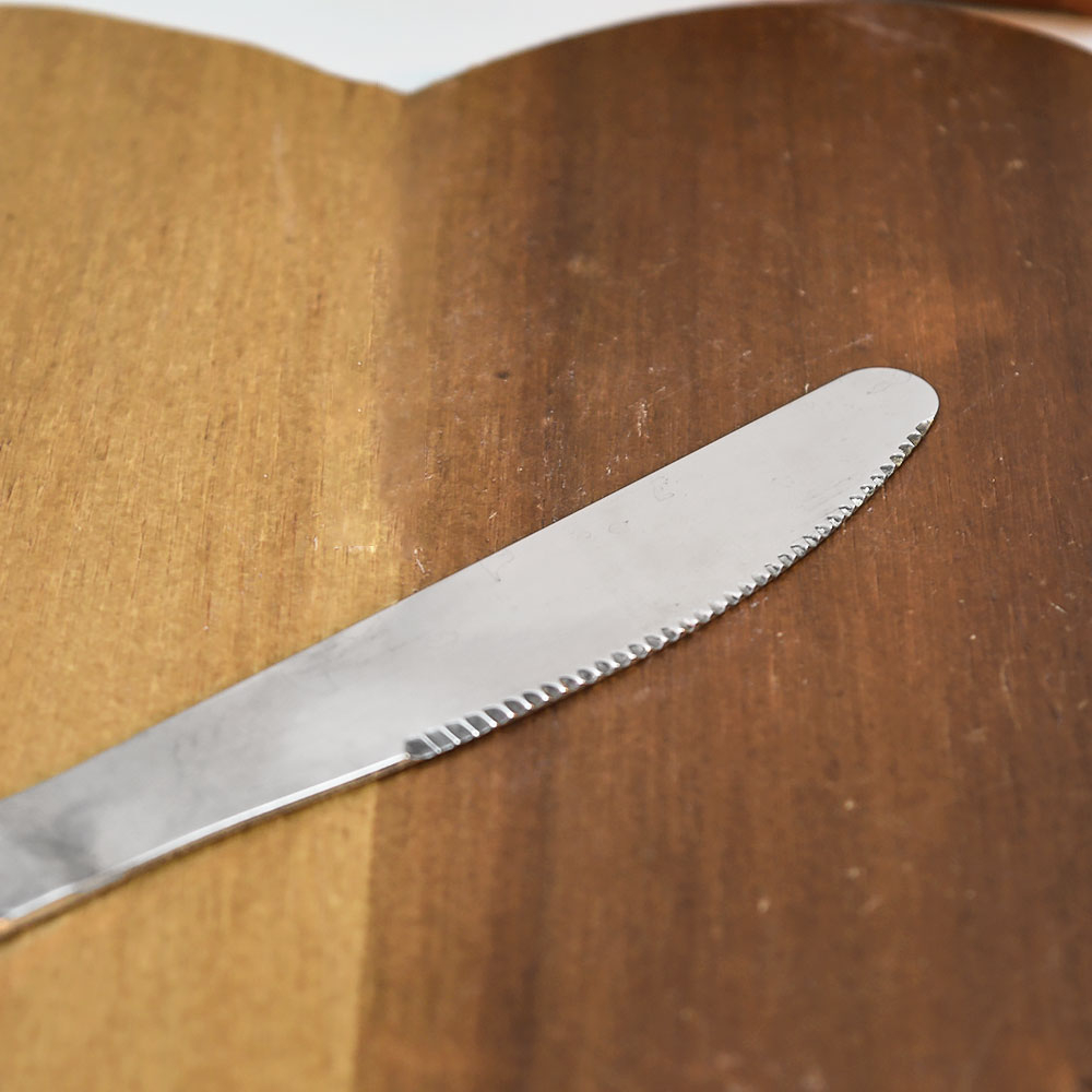 Нож столовый "Вираж" М-14