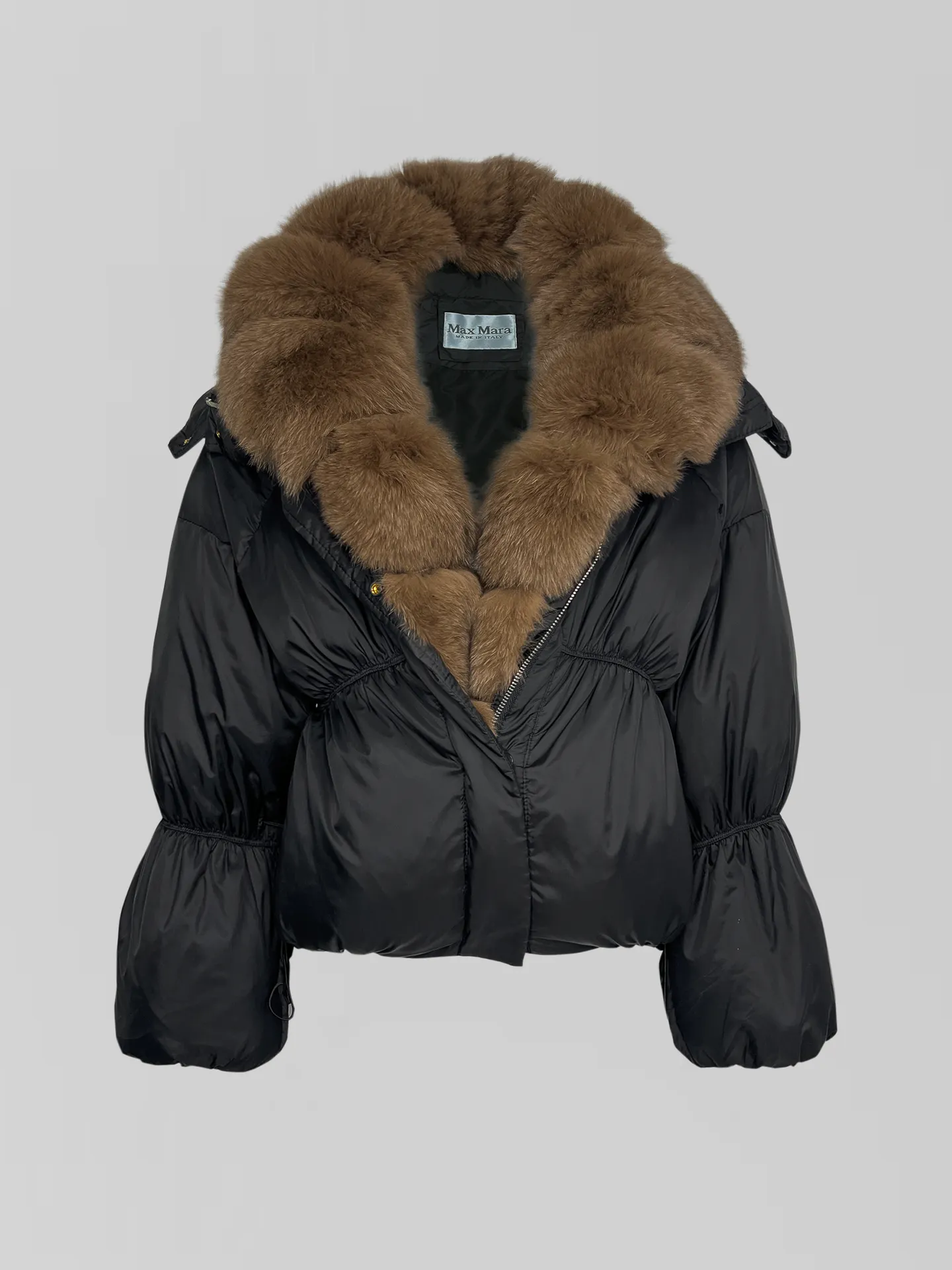 Куртка 2412 однотонная с мехом и капюшоном на молнии