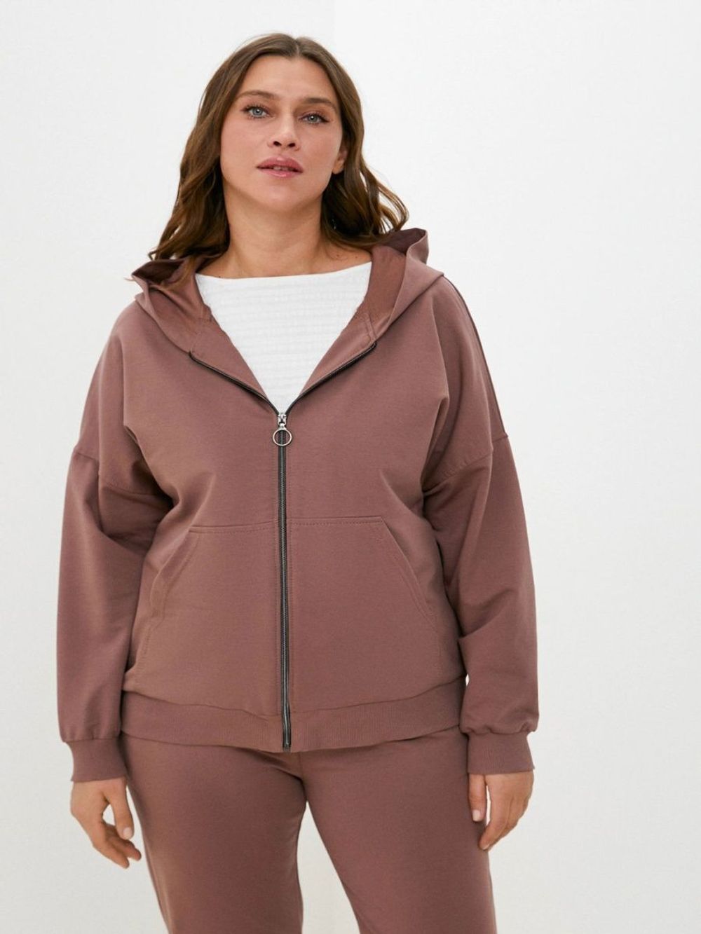 Костюм спортивный