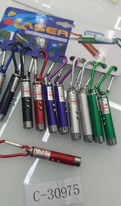 Фонарик пластиковый брелок 10 см, с-30975