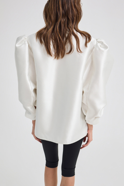 Блуза с бантом