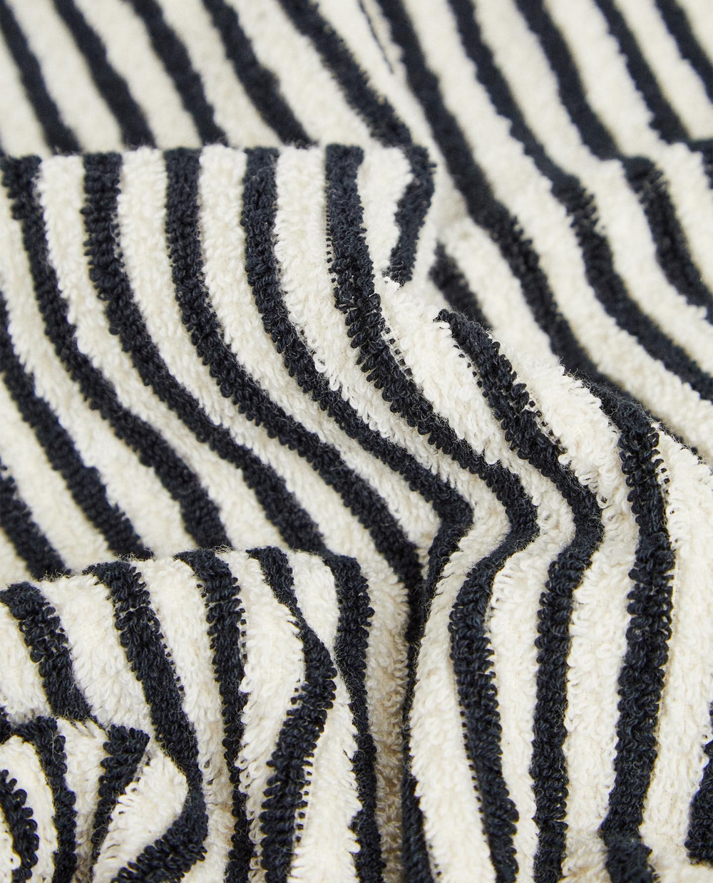 Zara Home - Хлопковое банное полотенце с окрашенной нитью, черный, 30х50 см