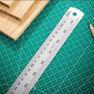 Линейка стальная Deli DL8100Y (1000мм, нержавеющая сталь)