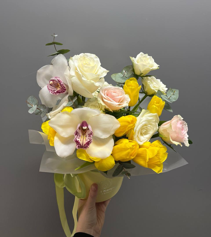 Композиция с белой орхидеей Композиция с белой орхидеей