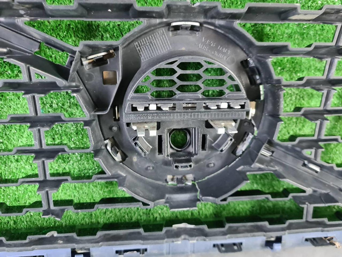 Бампер передний Volvo XC60 2 (2017-2021)