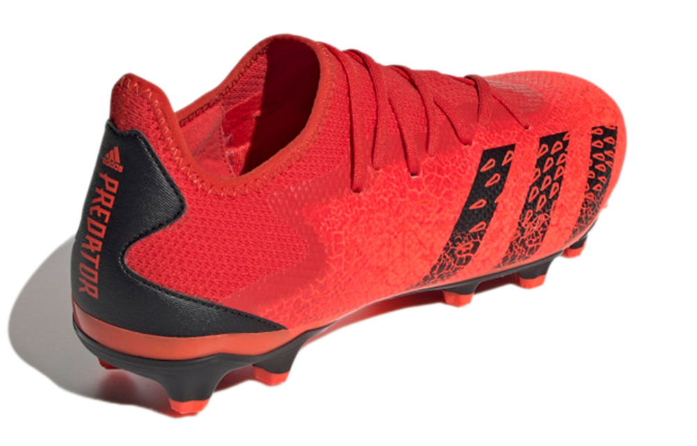 Кроссовки Adidas Predator Freak .3 L Mg