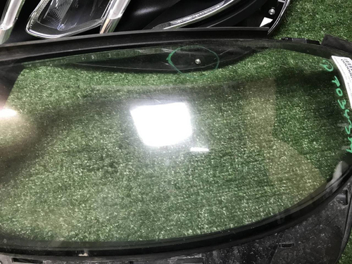 Битая Фара левая Mercedes E W213 (2016-2021) LED