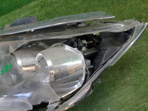 Битая Фара левая Toyota Camry XV50 (2017-2018) LED
