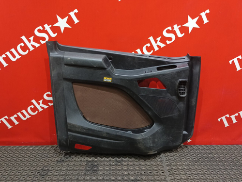 Обшивка двери левой 2023г.