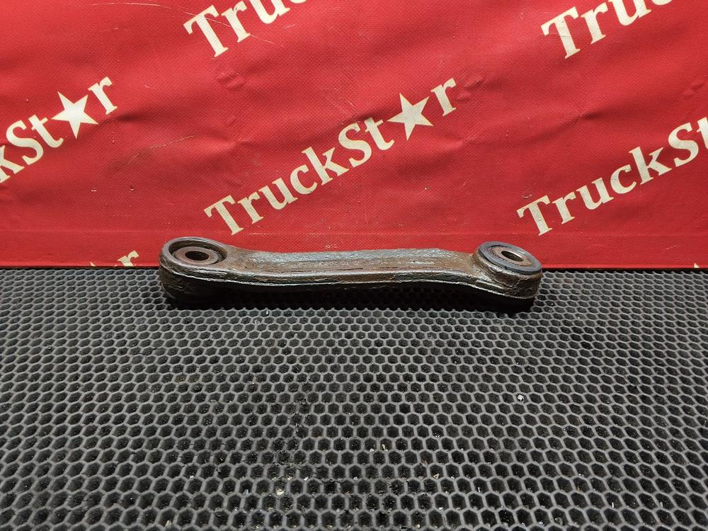 Стойка переднего стабилизатора