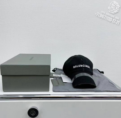 Бейсболка Balenciaga