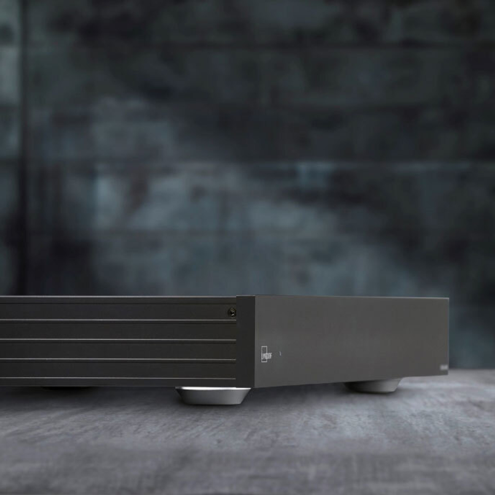 Усилитель мощности Lyngdorf SDA-2400