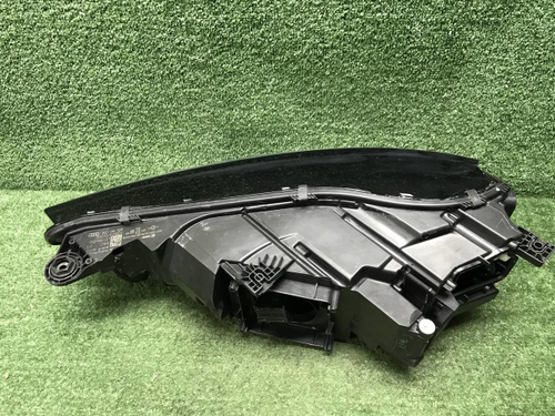 Фара правая Audi Q5 2 80А (2017-2020) LED