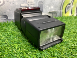 Nikon Speedlight SB-600