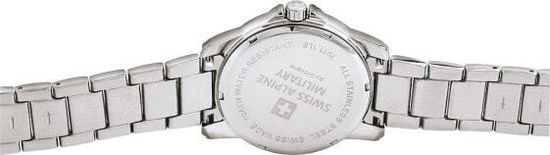 С браслетом Мужские наручные часы с серебряным браслетом Swiss Alpine Military 7011.1135 mens 40mm 10ATM