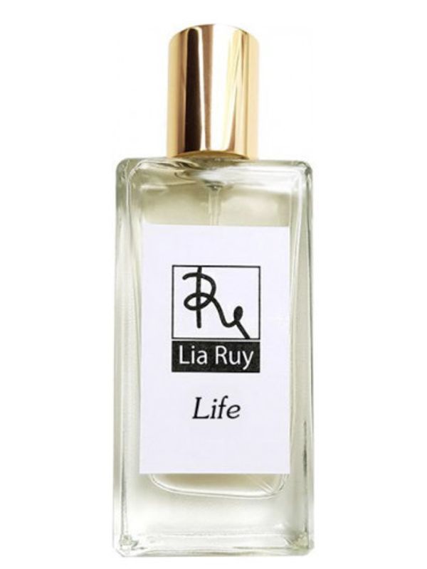 Lia Ruy Life