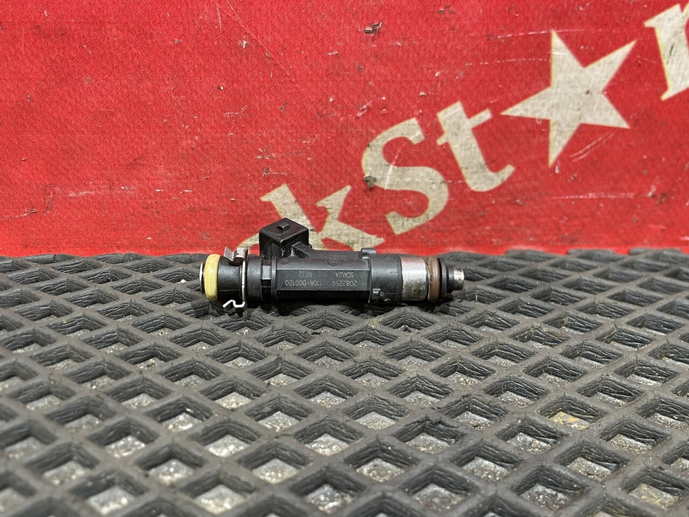 Форсунка топливная 2021г.