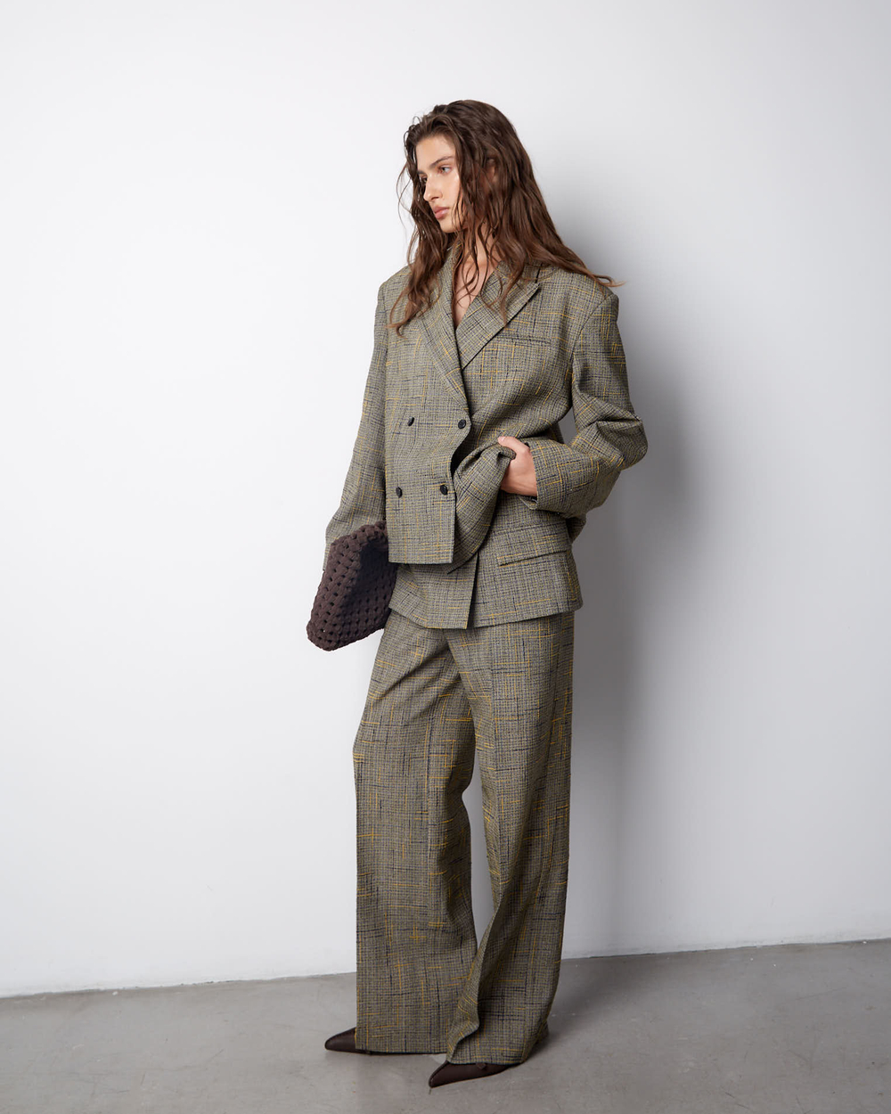 Брюки из шелка и вискозы Боттега Венета желтый/синий