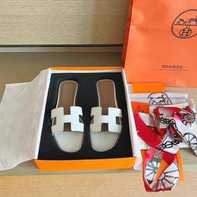Hermes Oran Sandal