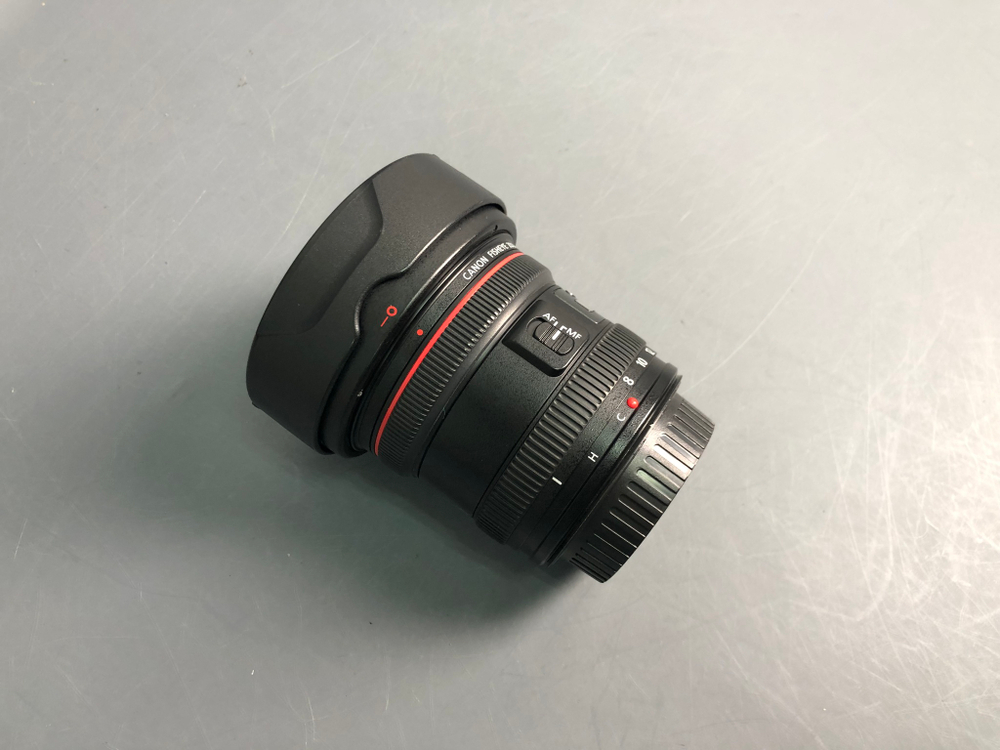 Canon EF 8-15mm 4.0L Fisheye USM