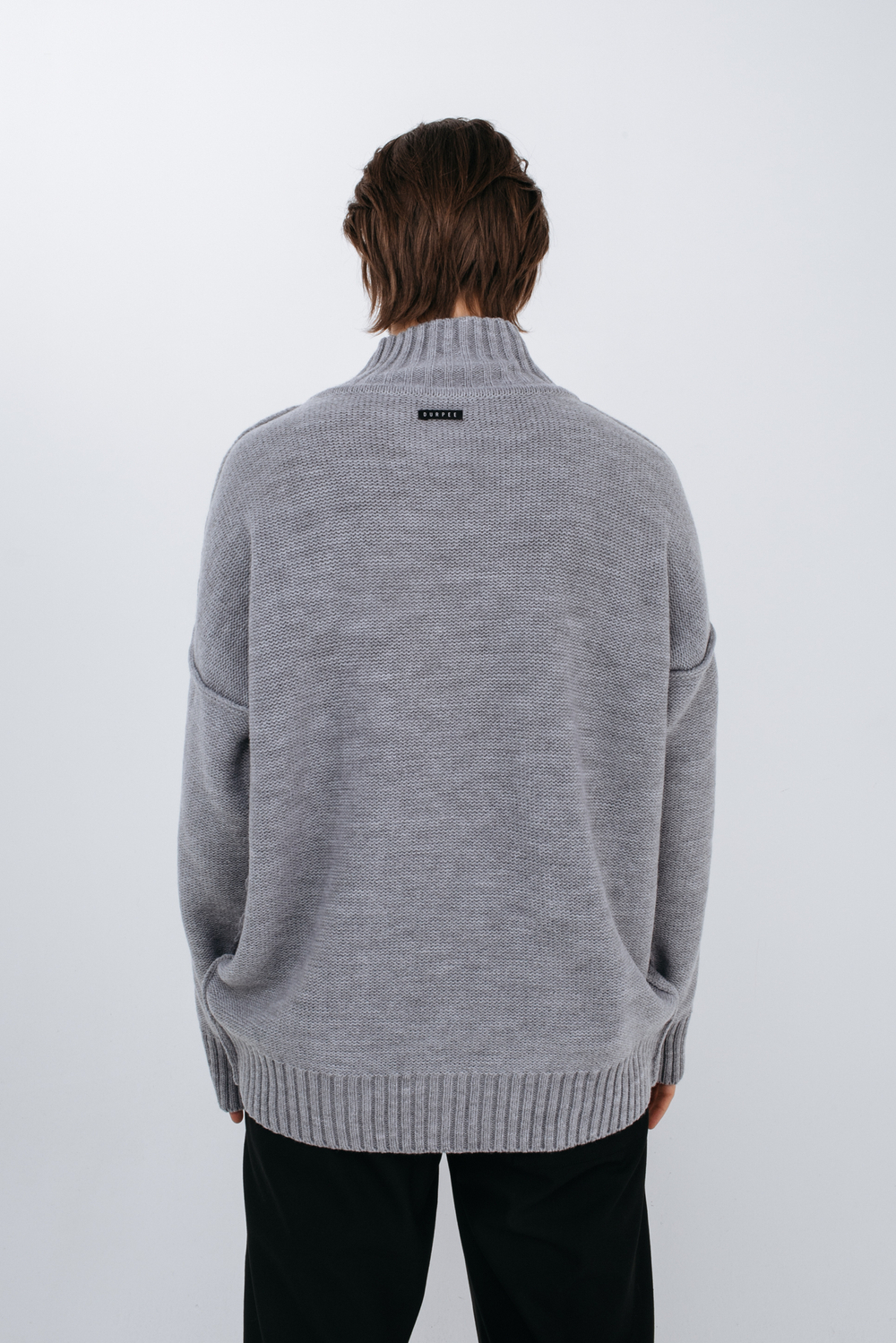 СВИТЕР SWEATER