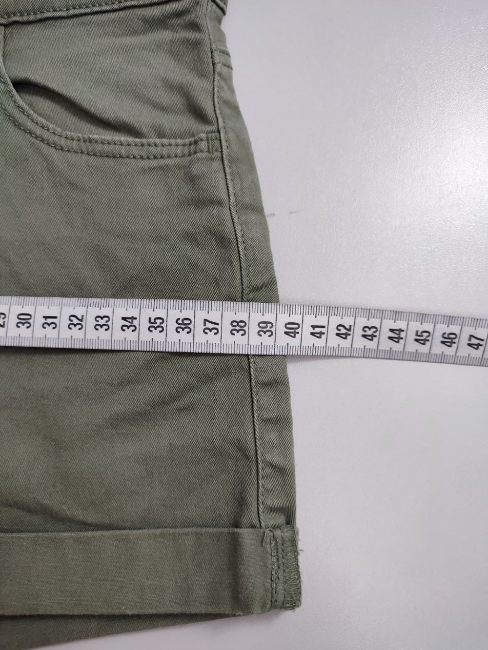 Шорты H&M лаконичные на 12-13 лет