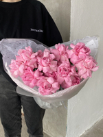 Букет из нежно розовой вывернутой розы