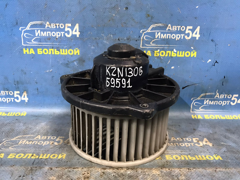 Моторчик печки TOYOTA HILUX SURF 1989–1995