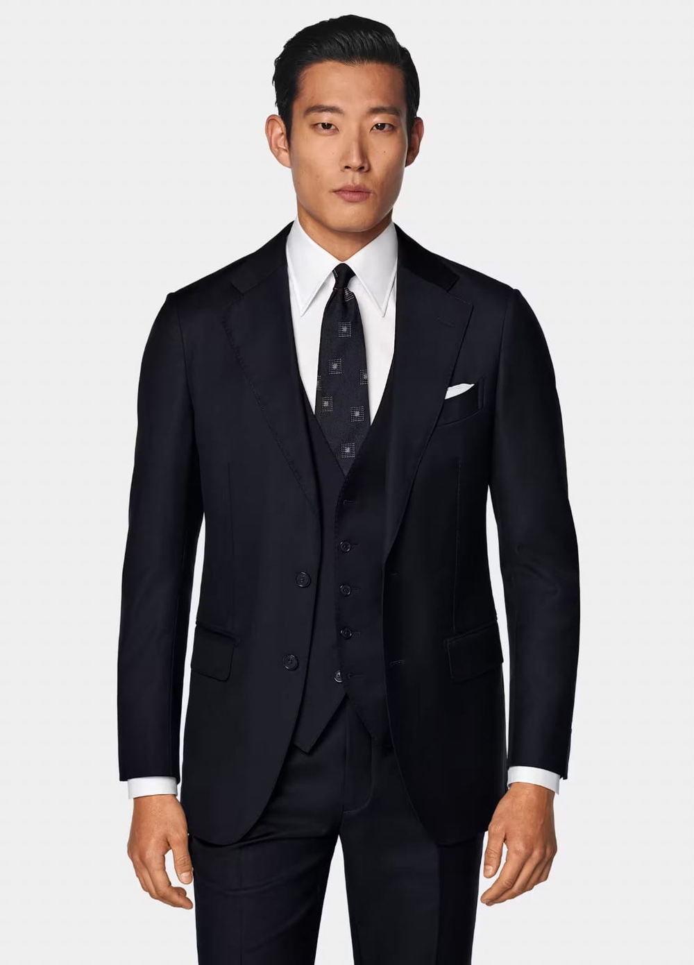 Мужской костюм тройка (черный) Б53