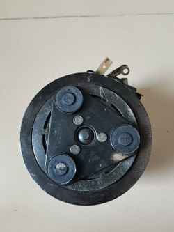 Компрессор кондиционера на Mitsubishi Lancer, BYD F3, Hafei Saima 4G15 4G18