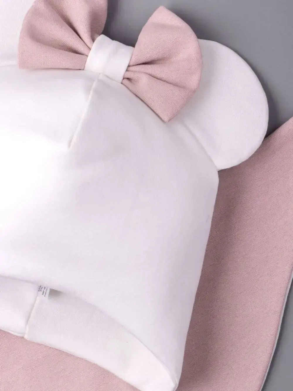 Шапка для девочек с ушками и снуд на осень