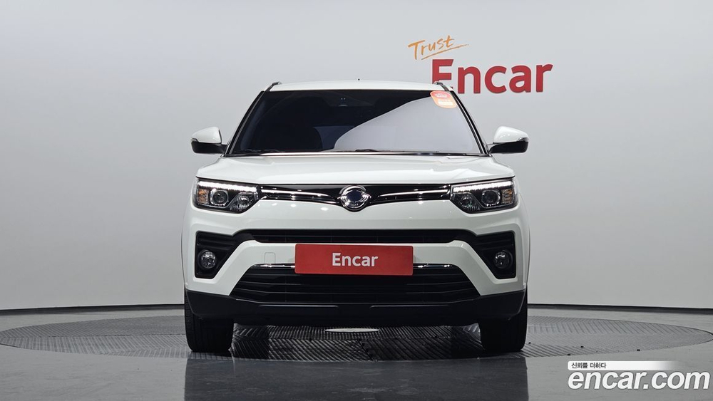 KG Mobility (Ssangyong) Very New Tivoli Бензин 1.5 2WD (04.2020)
