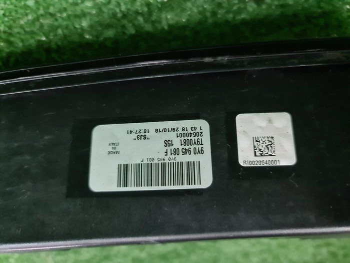 Фонарь крышки багажника Porsche Cayenne 3 (17-23)