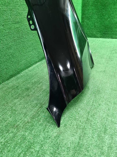 Крыло переднее правое Volvo V60 Cross (18-нв)