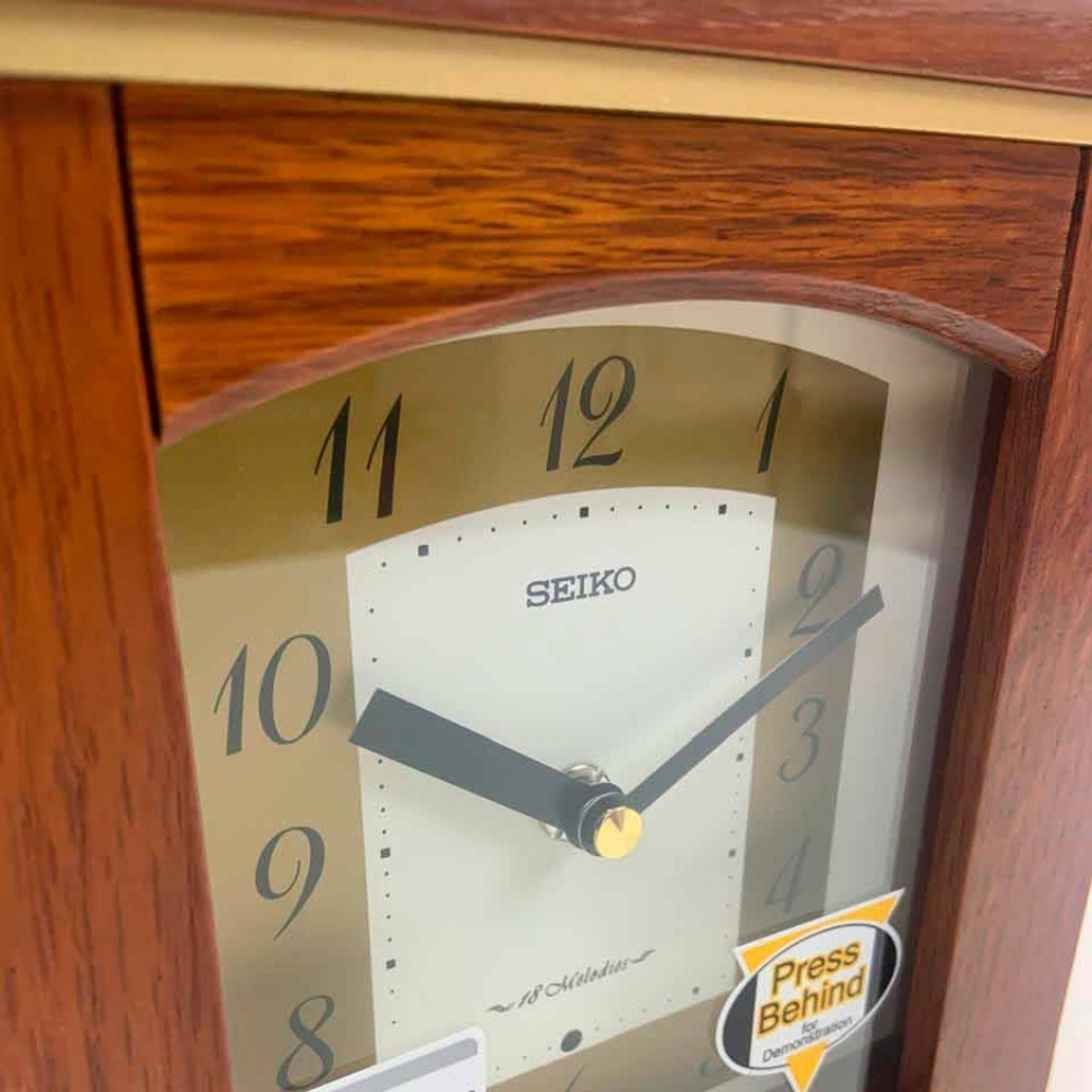Настольные часы Seiko QXW249B