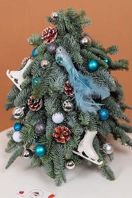 Елка из лапника "Морозное утро"