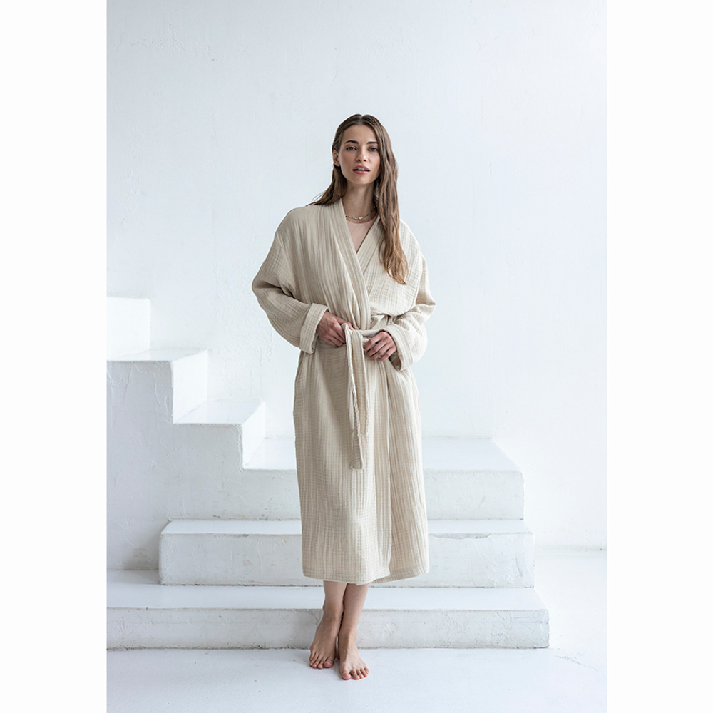 Халат из многослойного муслина бежевого цвета из коллекции essential, размер s