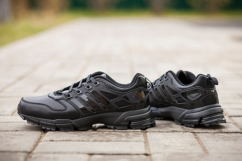 Кроссовки Adidas (1)