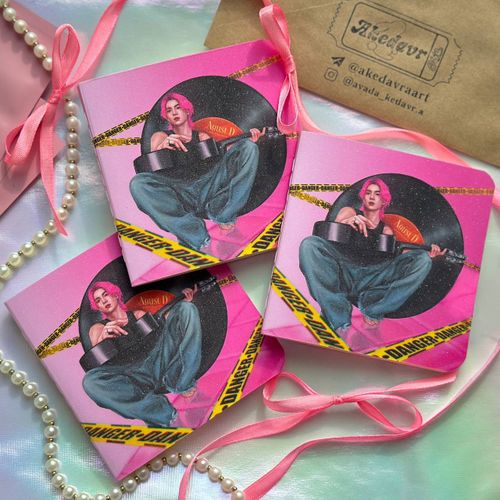 АВТОРСКИЙ МЕРЧ