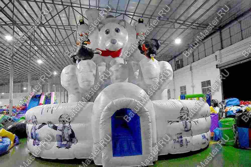 Большой надувной батут-горка "Мишка на севере"