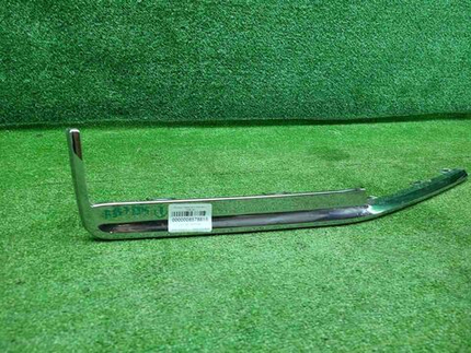 Молдинг переднего бампера правый Tank 500 (21-нв)