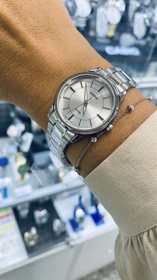 Наручные часы Casio LTP-1303D-7A