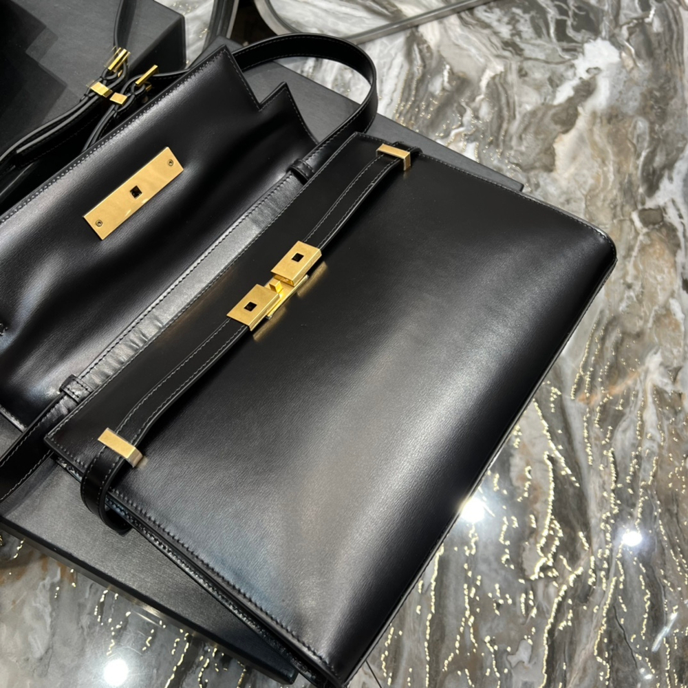 Saint Laurent Manhattan In Box 29 cm